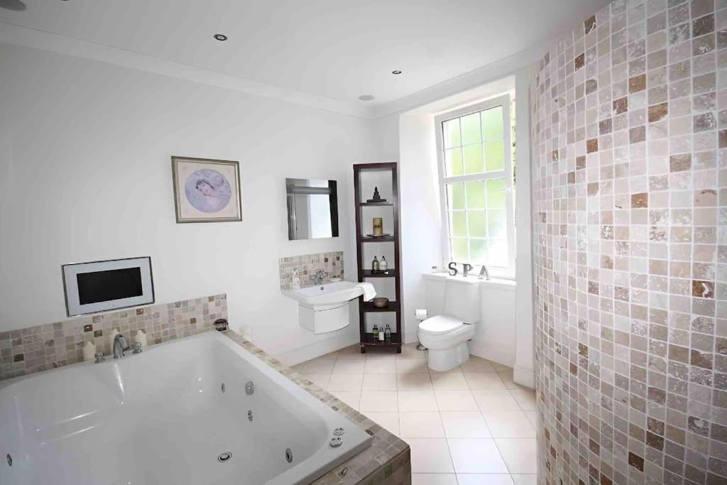 Island Seaview Villa With Swim Spa & Sauna Rothesay Exteriér fotografie